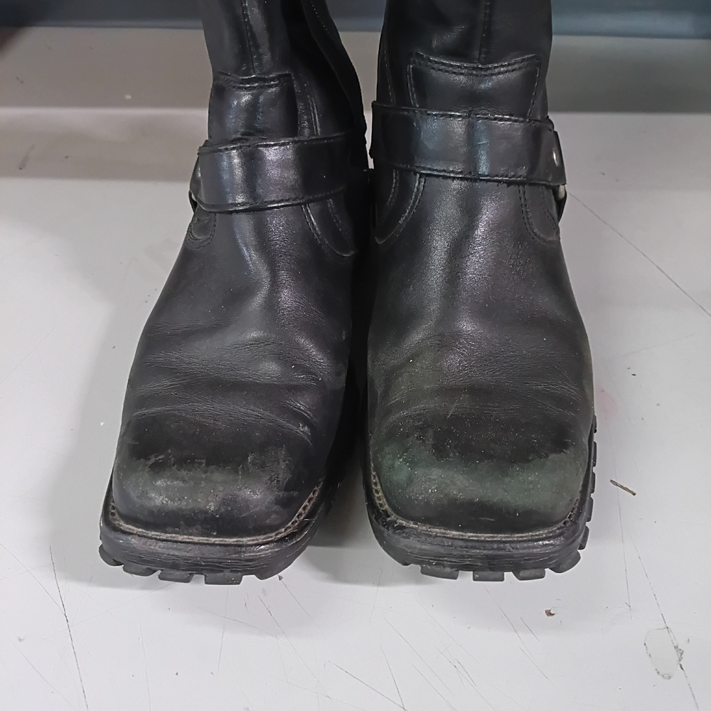 Harley-Davidson Black Leather Boots with Buckle - Picture 2 of 13